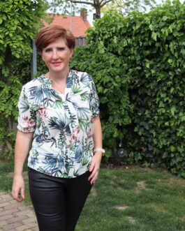 Blouse met v-hals blaadjes